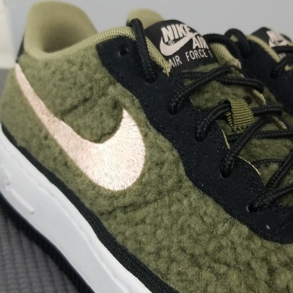 Nike Air Force 1 Shearling QS (GS) Youth/Womens - Picture 5 of 8